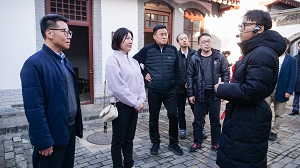 曲江新区工委开展爱国2-1.jpg