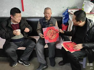 临潼区工委开展春节前走访2-1.jpg